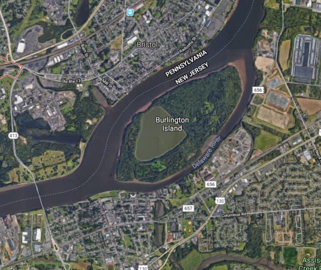 13 Rescued After Boat Capsizes In Delaware River On July 4 | Levittown ...