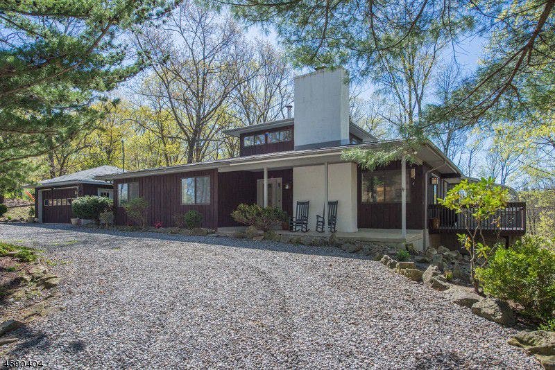 8 Breathtaking NJ Dream Homes For Nature Lovers