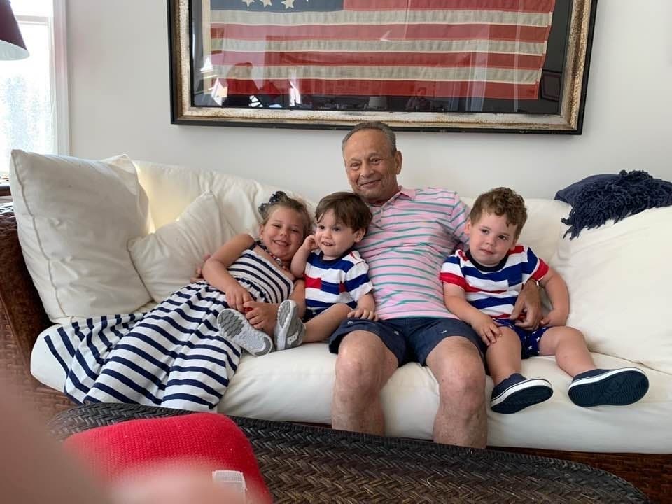 "The greatest gift in the world is to save a life." All Gerry Kane wants is to stay alive for his precious family.