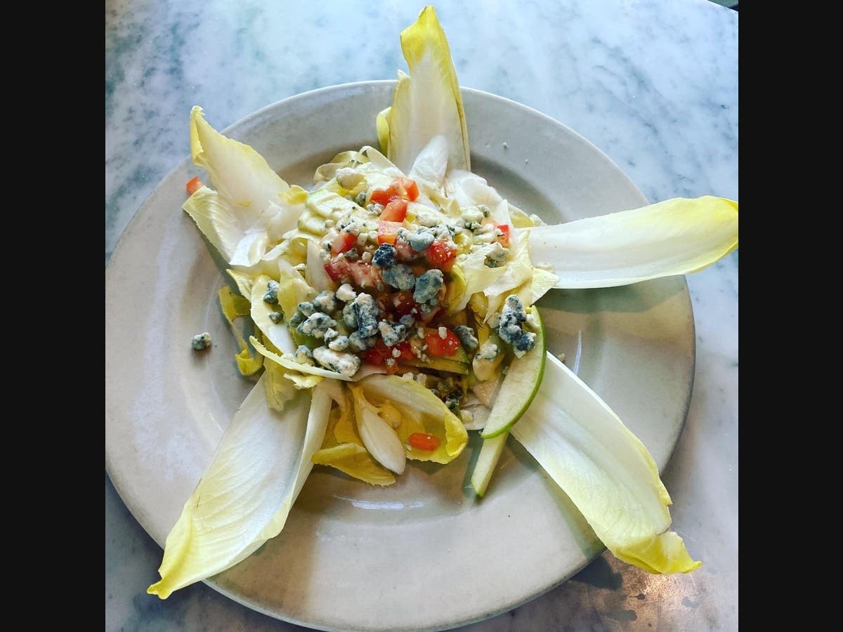 The new French bistro aims to bring the tastes and ambiance of Paris to the villag.e