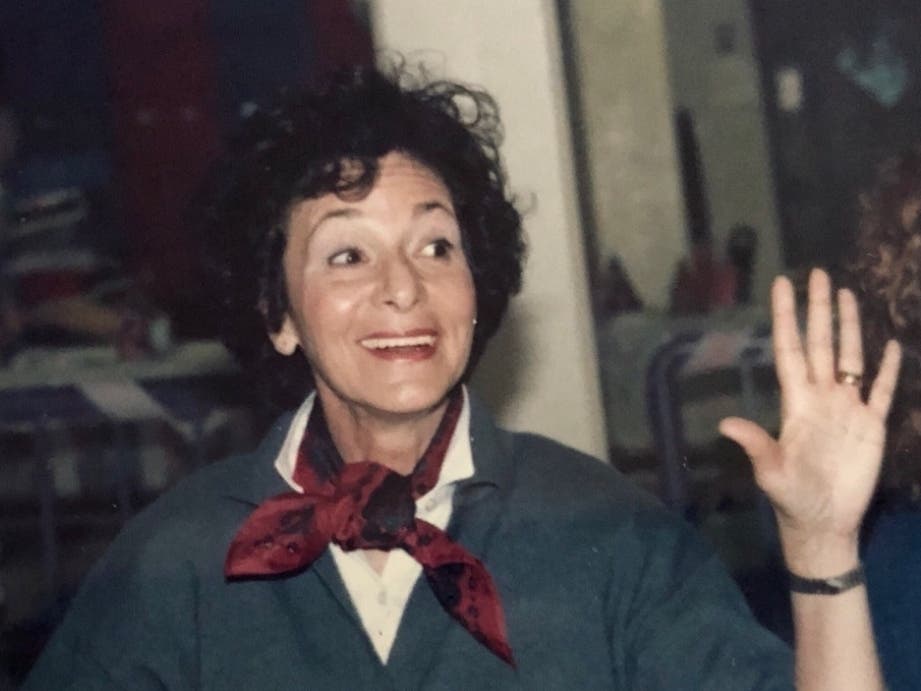 Ellen Arthur Kurs' mother Ruth, shown above, wearing the lost wedding band.