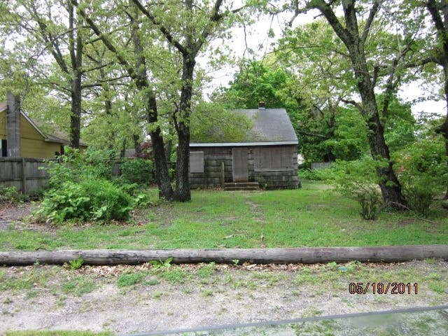 A dilapidated, abandoned, and unsafe house in Riverside will be demolished Monday to make way for a new Habitat for Humanity home.