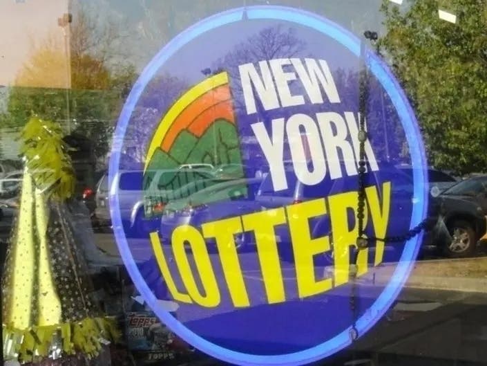 The new year became a little sweeter for two Long Island winners of $50,000 Powerball tickets.