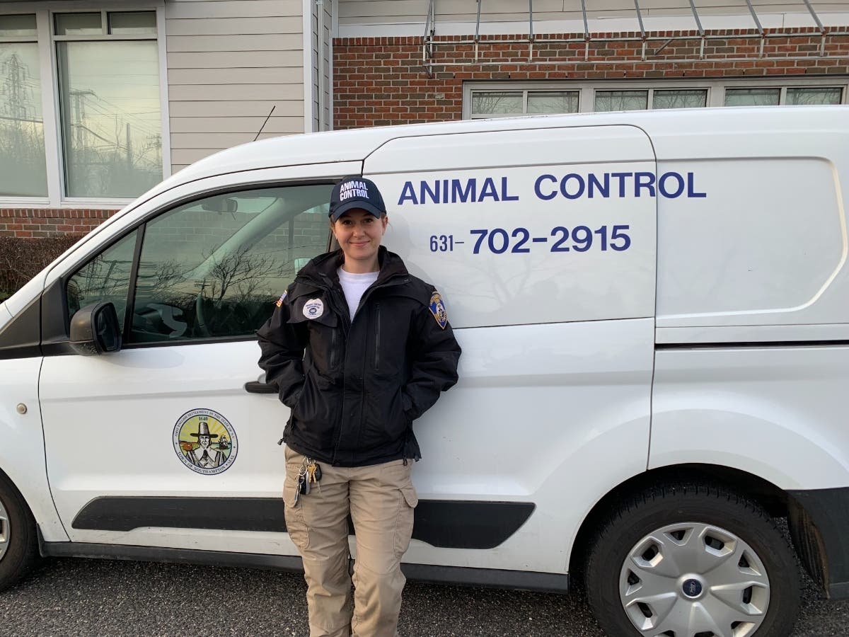 Southampton Town Animal Control Officer Colleen Kidd helped to save a little girl's life after a crash in Flanders Thursday, officials say.