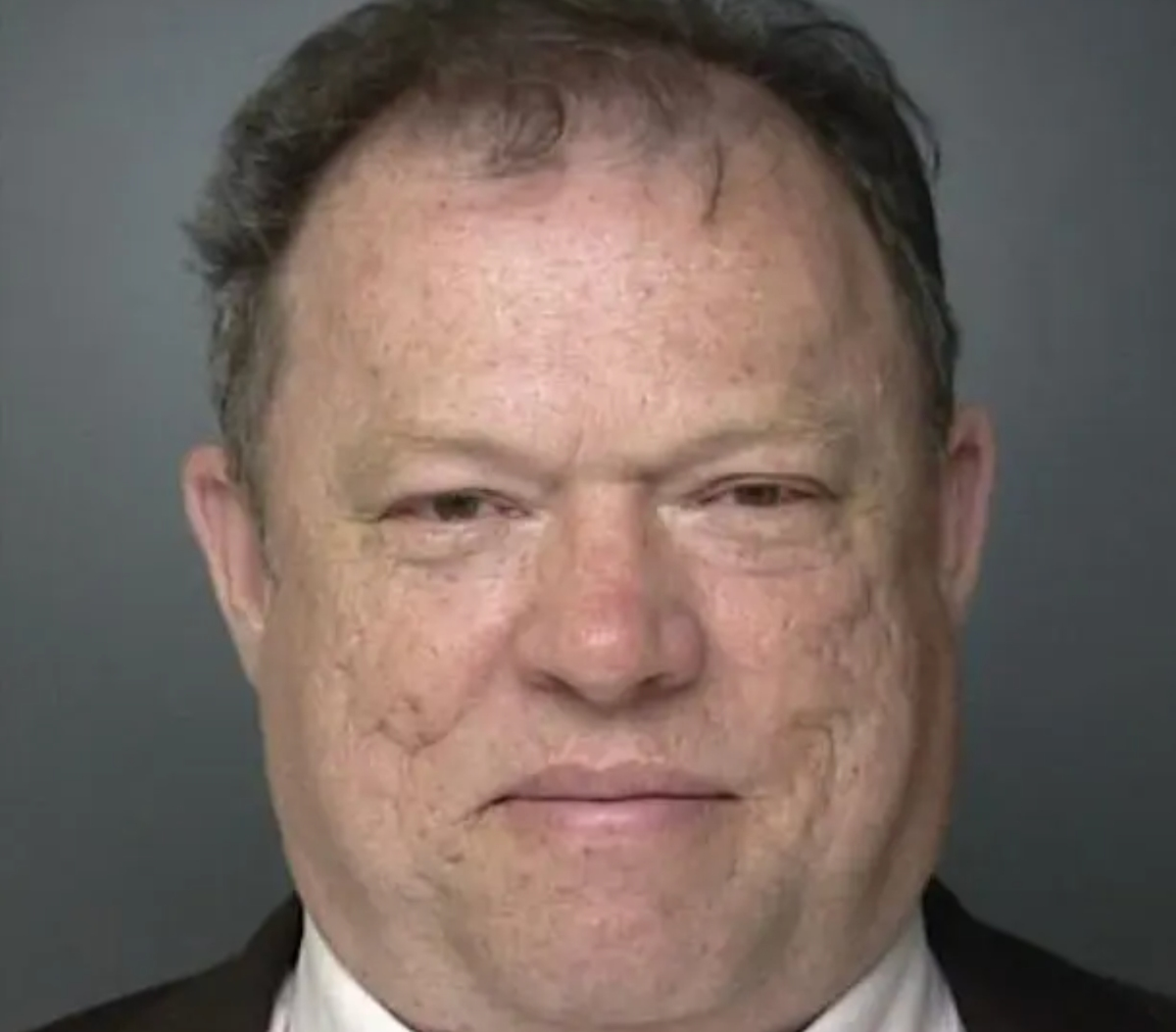 Former Suffolk County Legislator George Guldi reportedly schemed to steal more than $250K while in prison for insurance-related offenses, feds say.