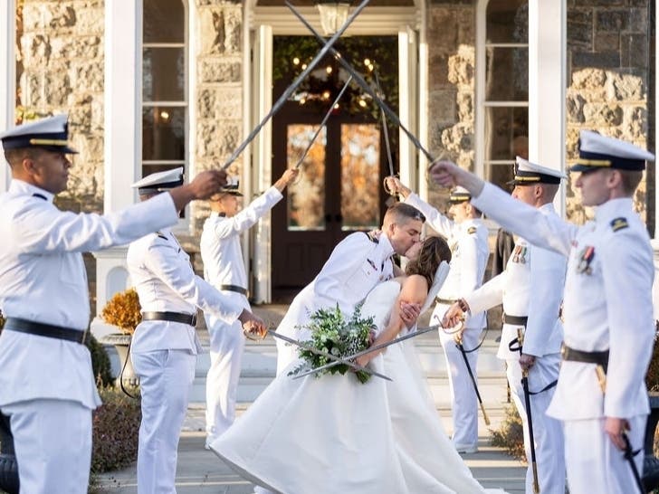 The winning couple was chosen by a panel of Peconic Landing members with military ties, who judged the contest based on the number of years served, special military honors, and each couple’s personal love story.