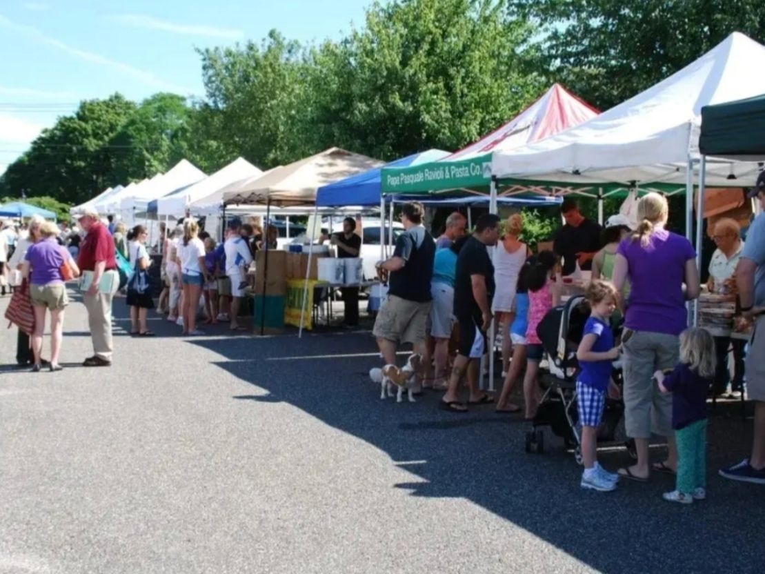 In addition he chamber’s annual Farmers Market will open for the season every Saturday, beginning May 9.