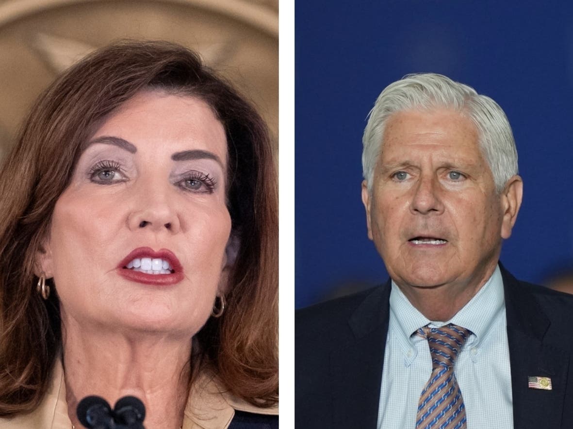 Incumbent Gov. Kathy Hochul will face off against her GOP challenger, Nassau County Executive Bruce Blakeman, Tuesday night.