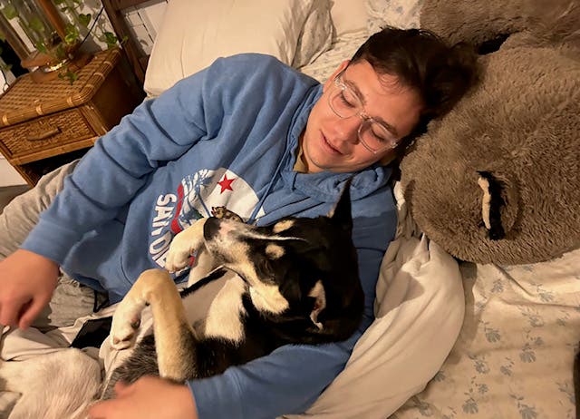 Deployed U.S. Marine Calls His Dog Every Day While Waiting for the Day They’re Finally Reunited