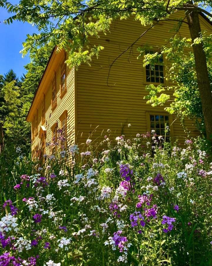 Old Andover's Historic Center Walking Tour