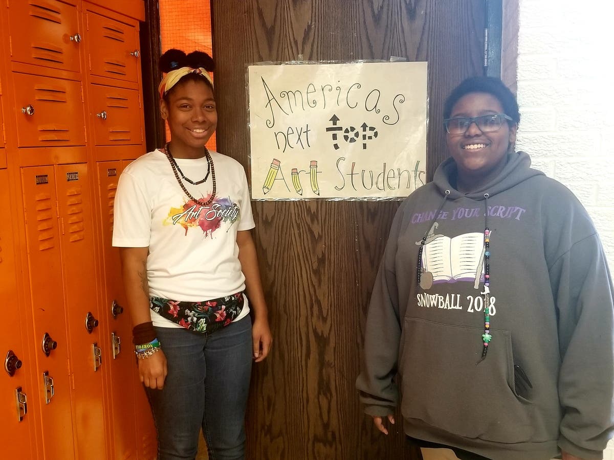 News small post card thumbnail