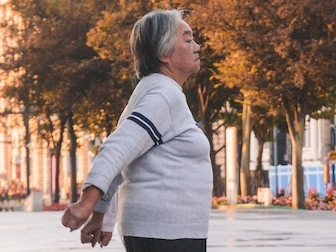 Staying active is essential to aging well, and getting into the habit of doing simple stretches is a great place to begin. 