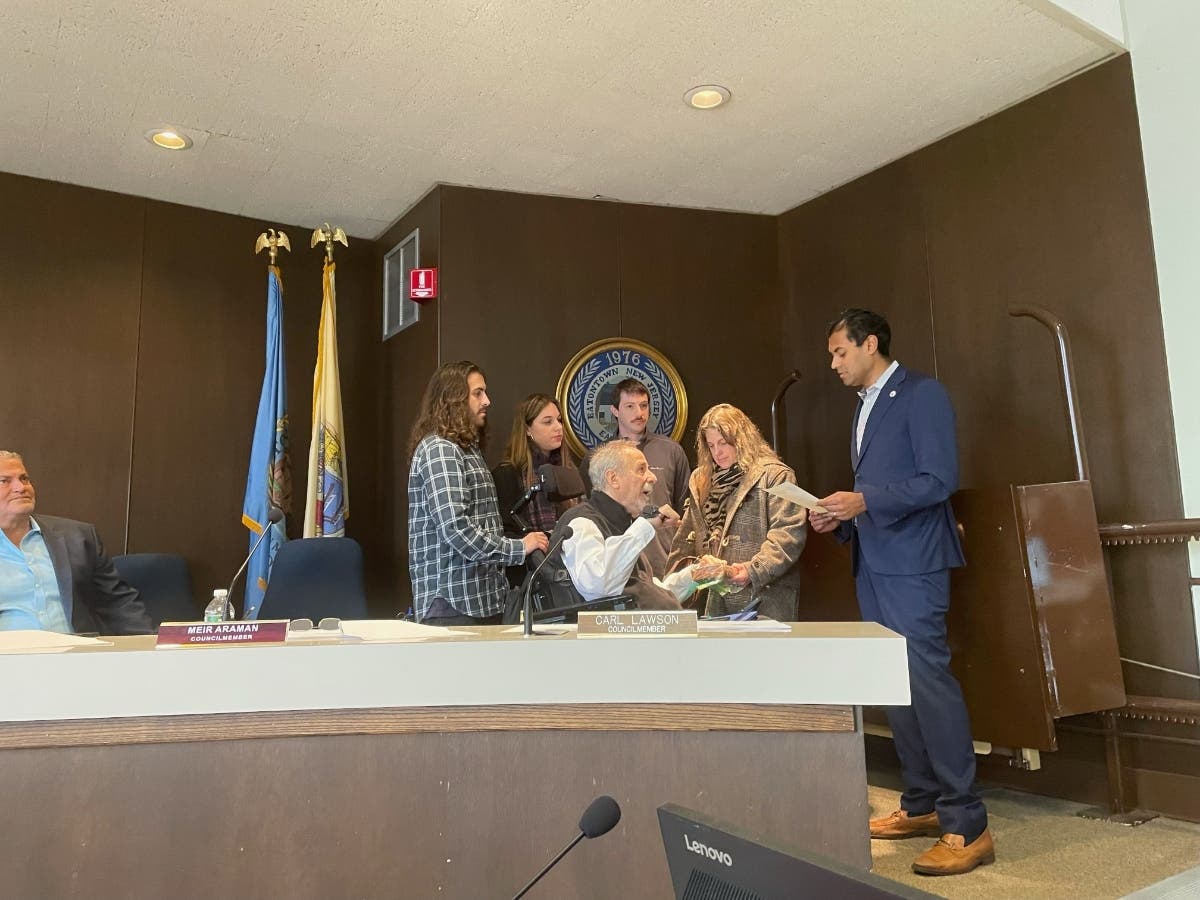 News small post card thumbnail