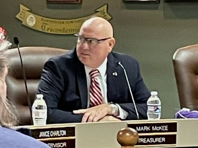 Warminster Township Supervisor Mark McKee has announced that he will not seek re-election.