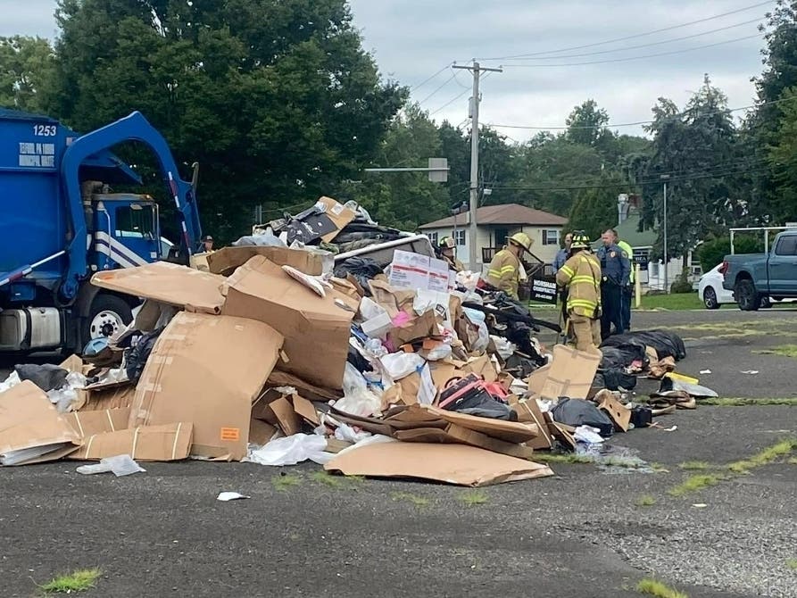 The Horsham Fire Company responded to a trash truck fire Tuesday morning at the corner of Norristown and Horsham roads.