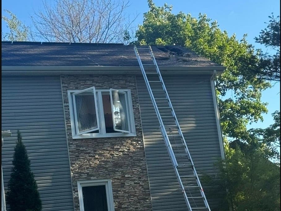 The Lower Southampton Fire Department and mutual crews battled a house fire on Wednesday evening.