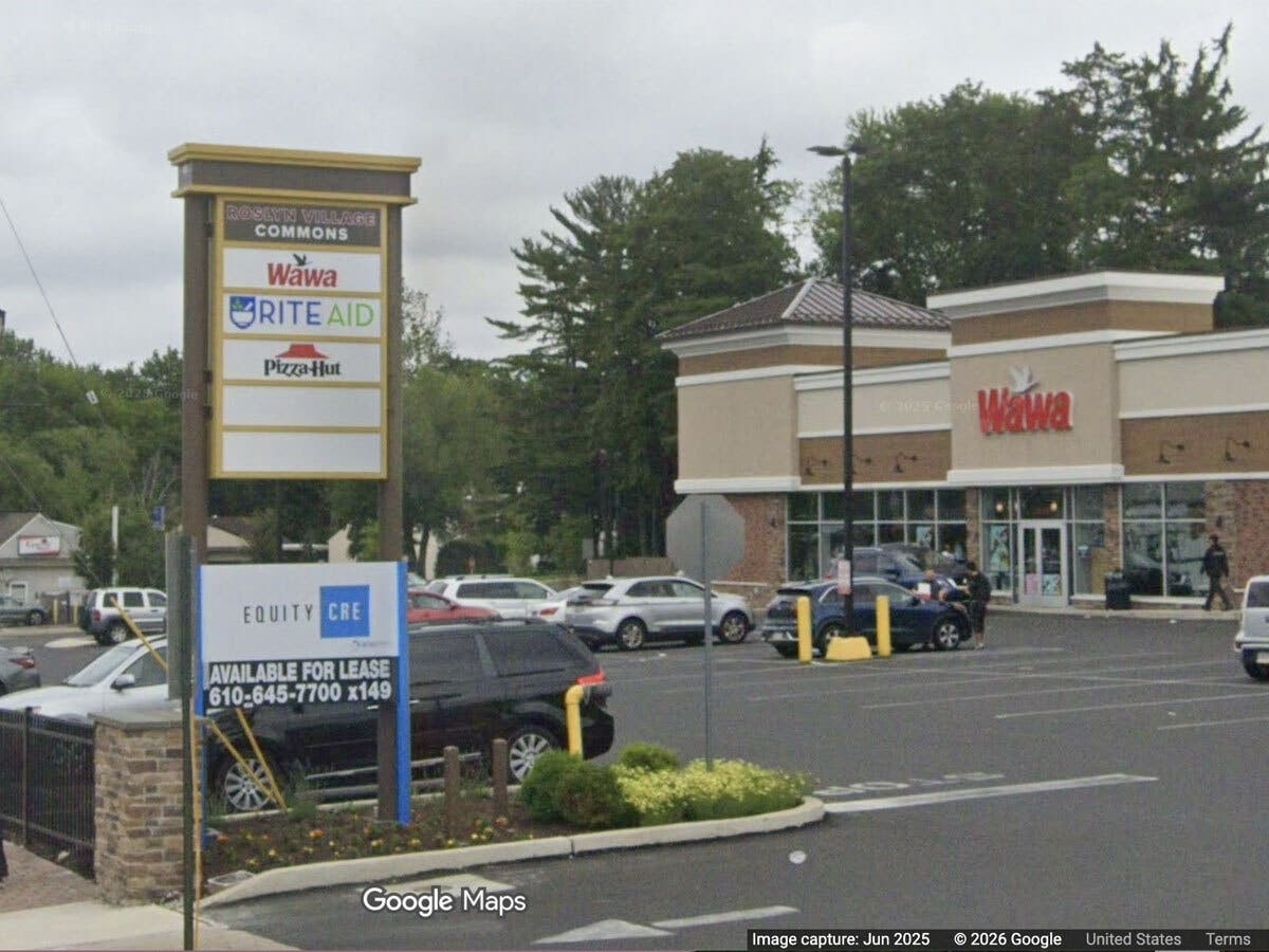 The new strip of stores is anchored by a new Wawa convenience store off Easton Road in the Roslyn section of Abington Township.