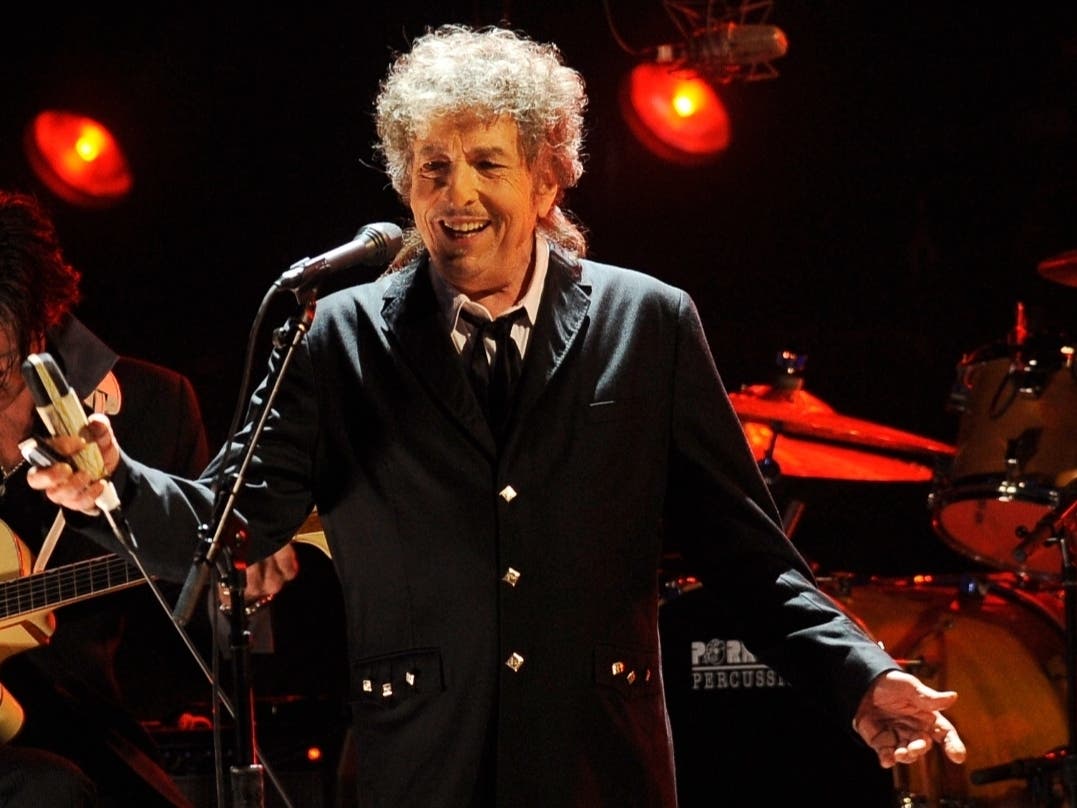 Dylan Transforms The Mann Into Jazz Club: Review