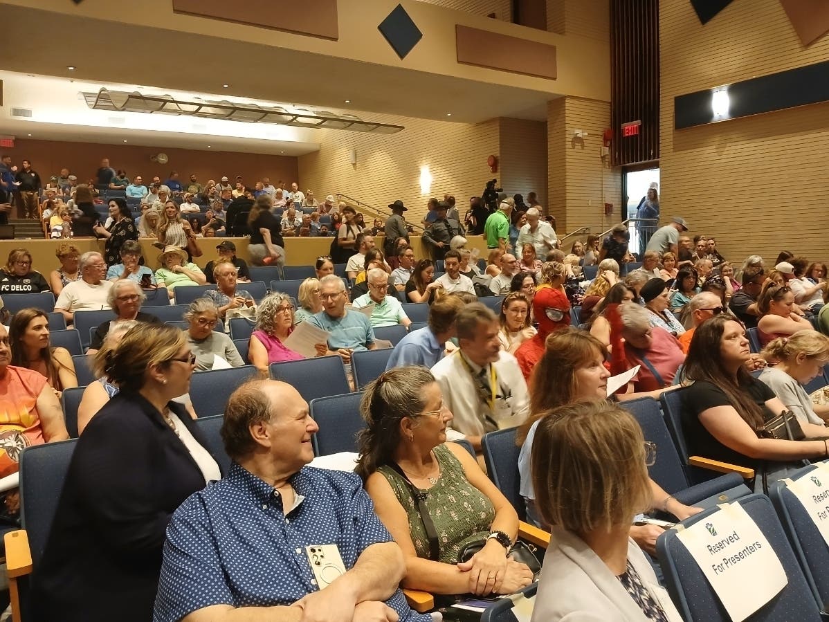 Hundreds attended a town hall on Tuesday night in Falls Township to debate one of Amazon's two data centers planned in Pennsylvania.