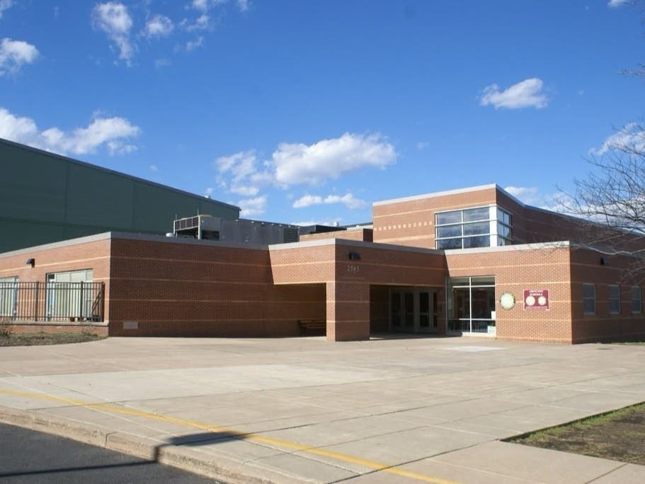 The Abington School District will hold a centennial celebration Friday for the Roslyn Elementary School.