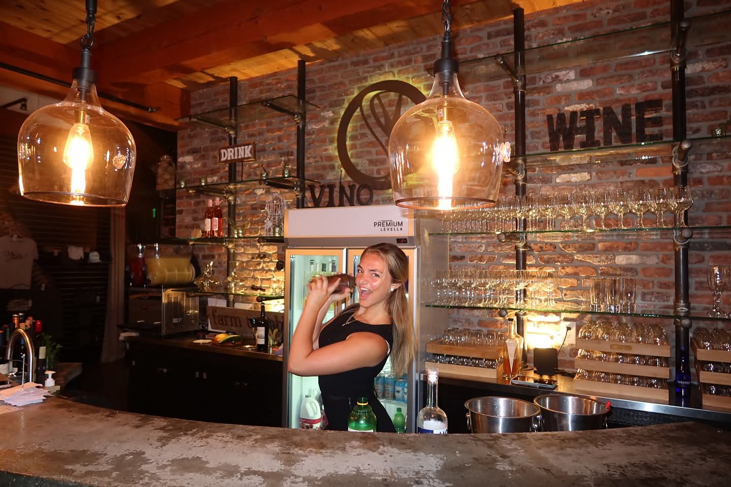 Live Music - Acoustic Friday Nights at Sannino Vineyard!
