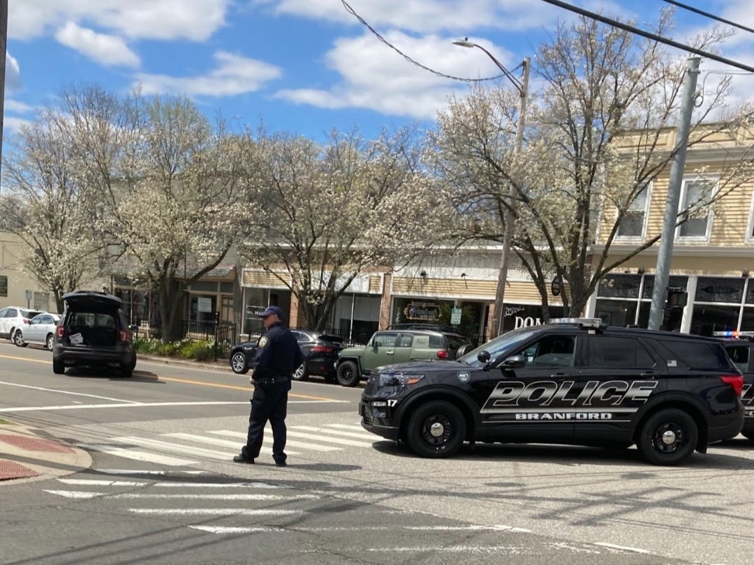 Suspect Dead, 1 Shot In Branford Police Standoff | Branford, CT Patch