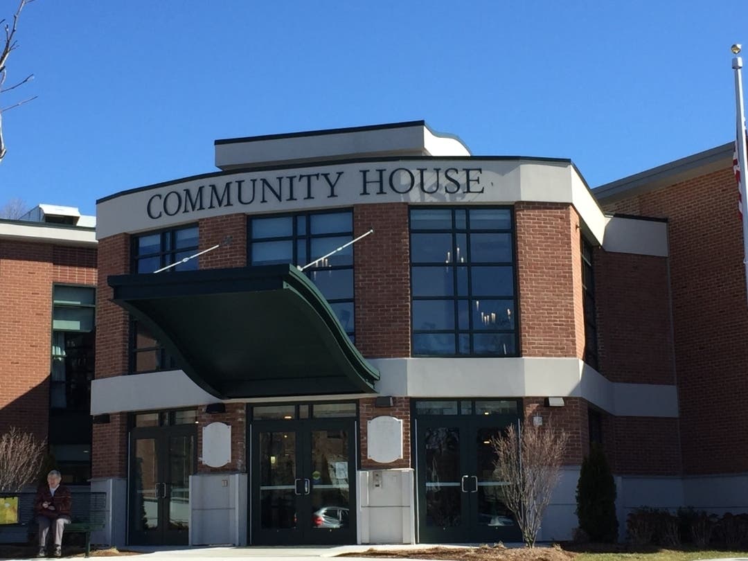 The public is invited to the swearing-in ceremony for newly elected Branford officials.The event is set for Tuesday, Nov. 16 at 8 a.m. at the Joseph Trapasso Community House, 46 Church St.