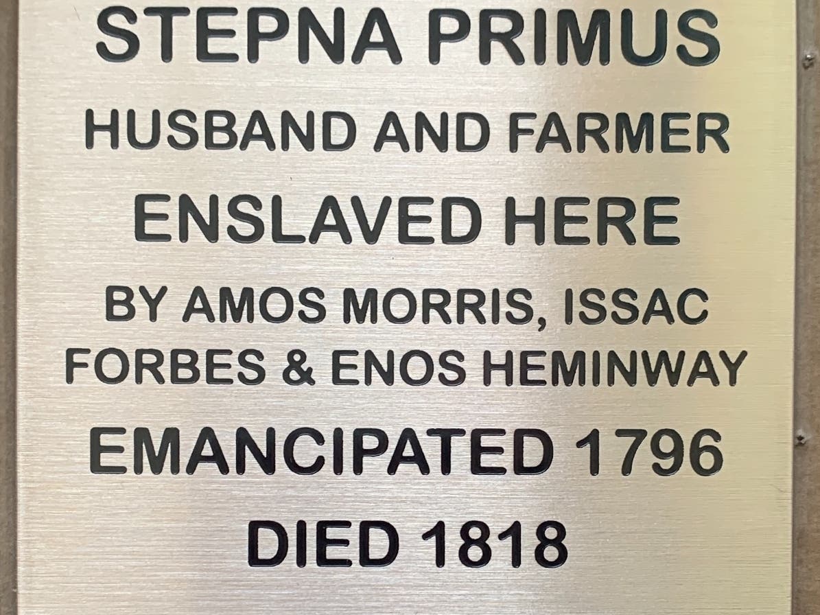 As the New Haven Museum celebrates Juneteenth 2022, Dennis Culliton, the founder and executive director of the Witness Stones Project, will visit the site Sunday, June 19 and speak about the lives of Pink and Stepna, from 12 – 2:30 p.m.