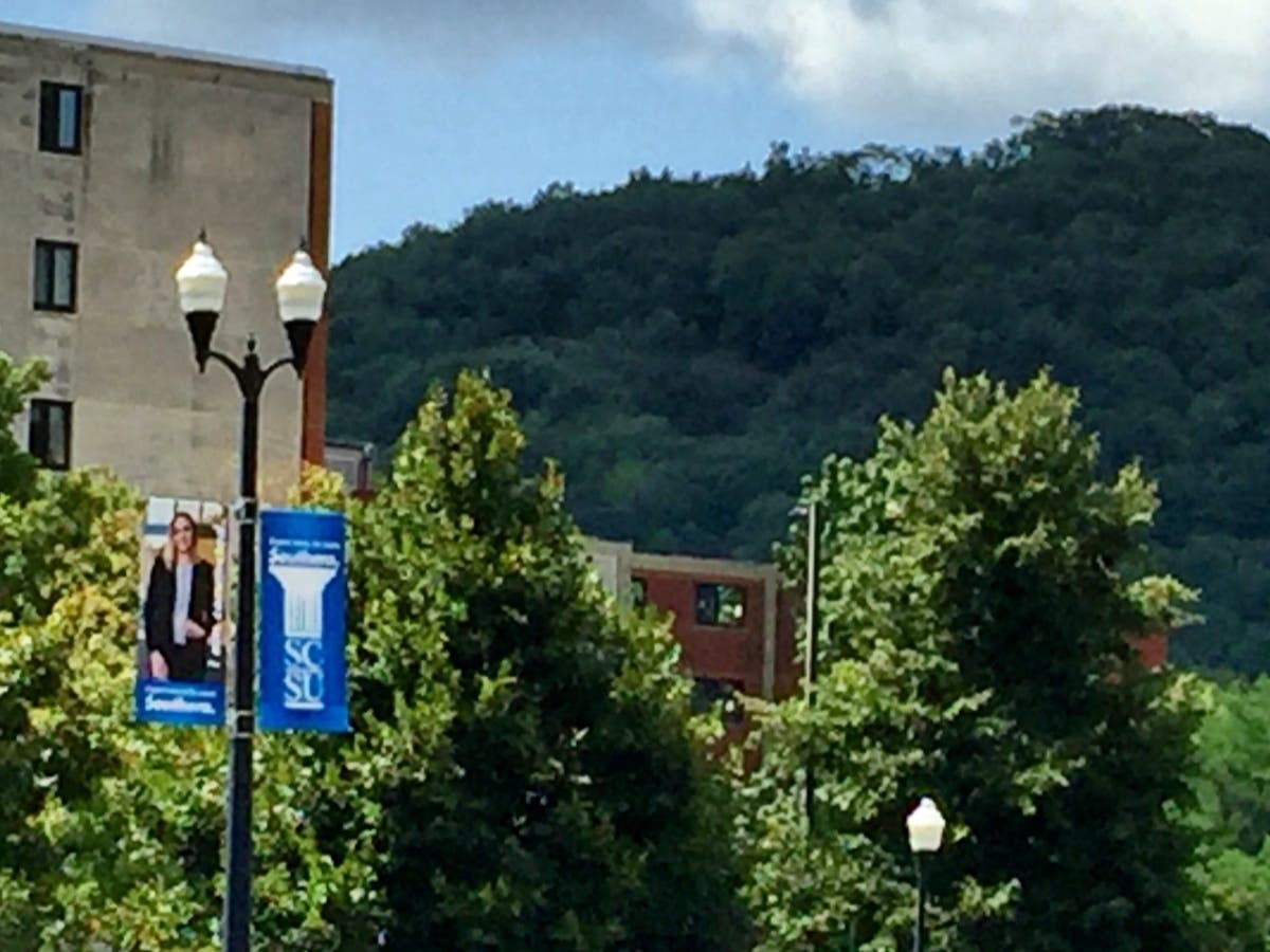 The National Science Foundation has awarded Southern Connecticut State University a five-year, $3.2 million grant designed to recruit, retain, and graduate students currently underrepresented in STEM disciplines.