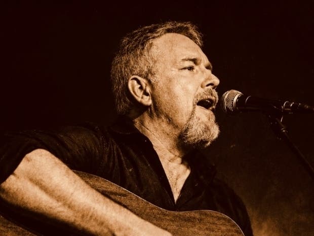 Known for his authentic songwriting and engaging live performances, Al Raebuck blends modern country influences with timeless classics.