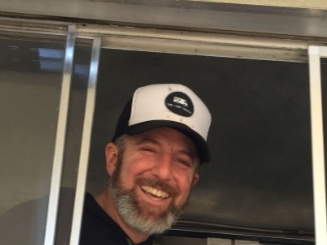 The journey began in February 2020 with a breakfast food truck. Nearly seven years later, Chef Jon Kronfield, who started with a truck, has closed the doors to his eatery, Little Riggs.
