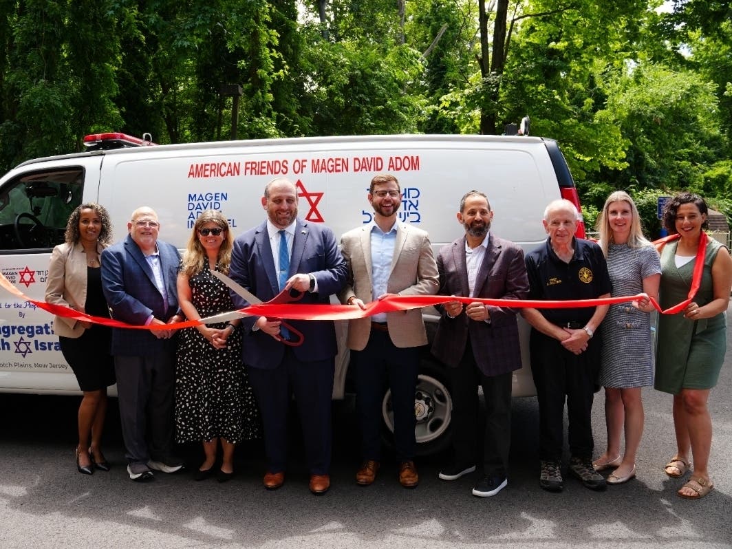 https://patch.com/img/cdn20/users/17203/20260618/032515/styles/patch_image/public/cbi-ribbon-cutting___18151733430.jpg