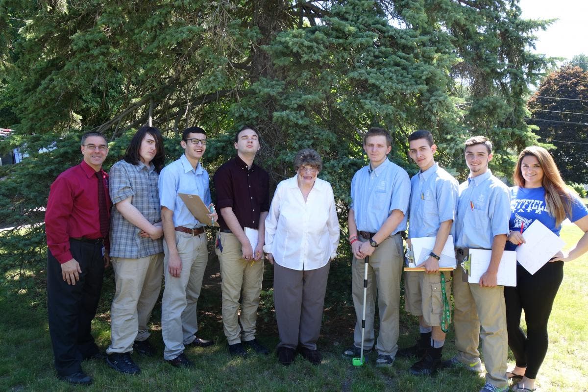 News small post card thumbnail