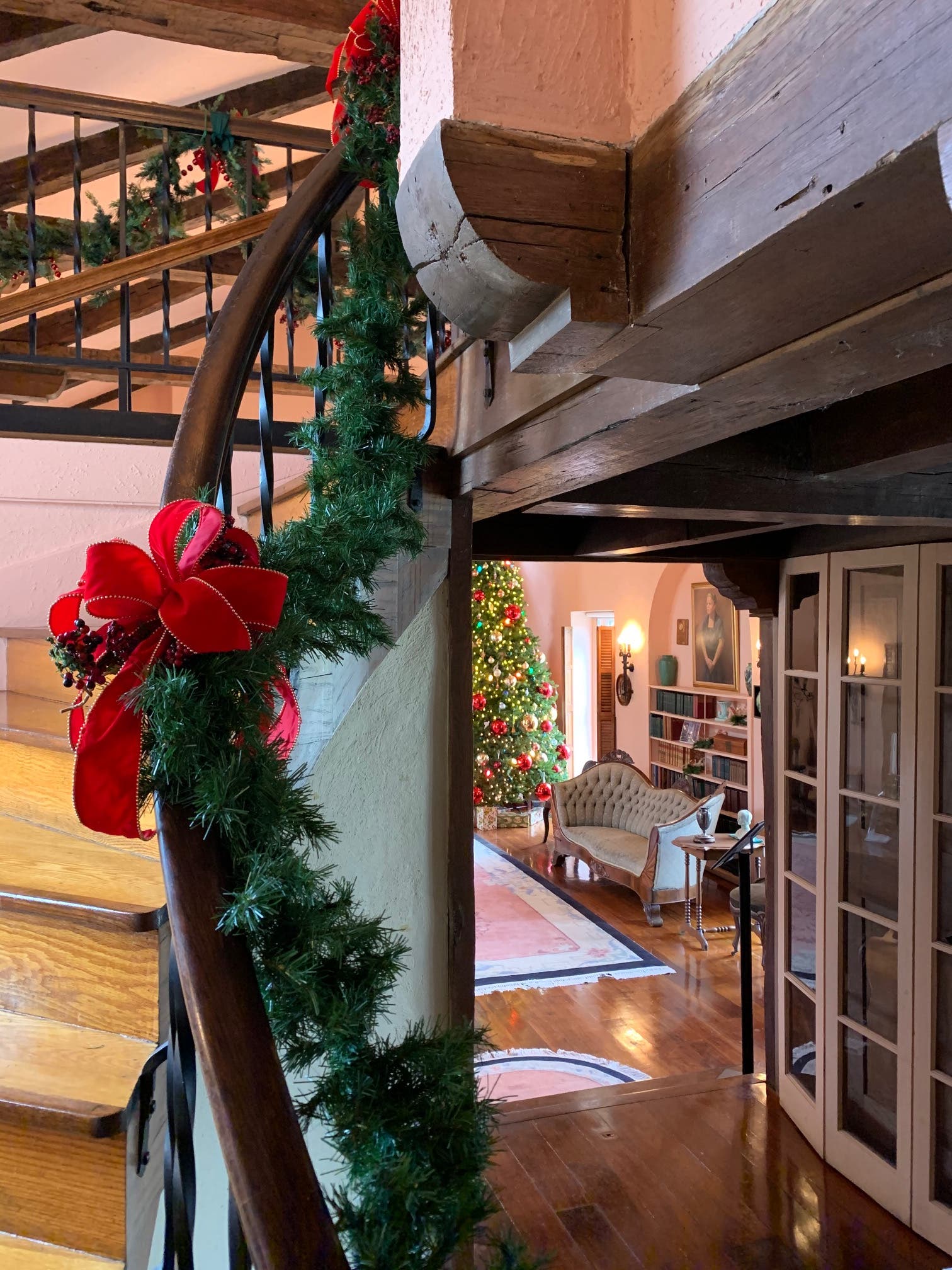 Dec 10 Holiday DropIn Hours at the Rochester Hills Museum at Van