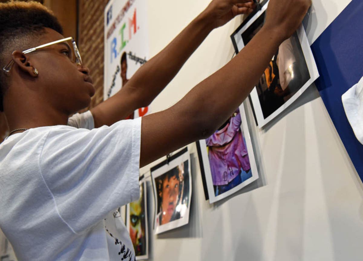 News small post card thumbnail