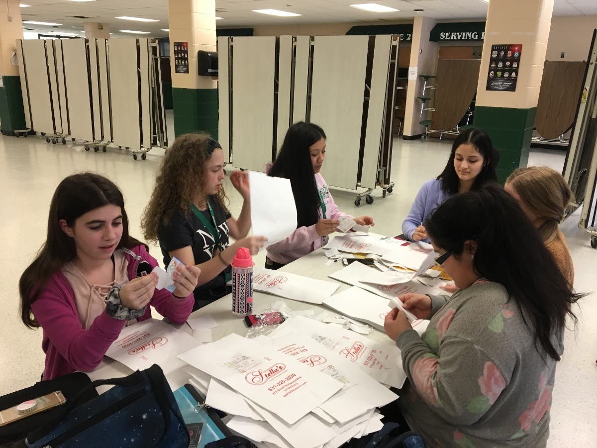 News small post card thumbnail