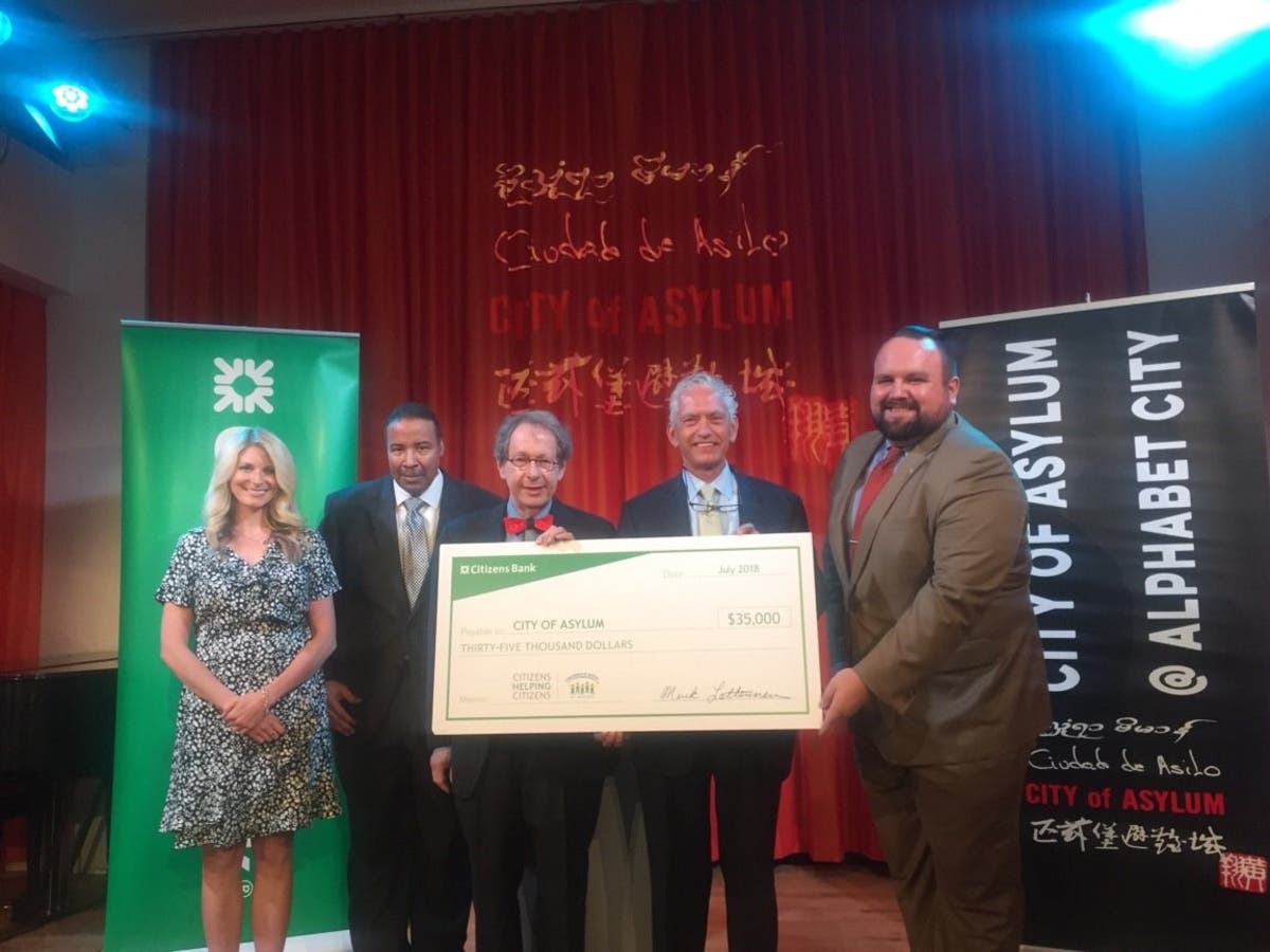 News small post card thumbnail