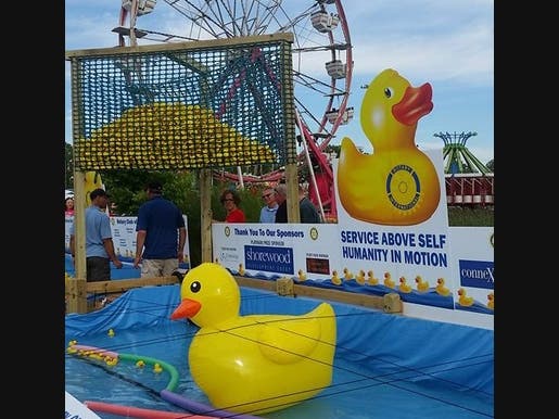 2019 Duck Race During Buffalo Grove Days