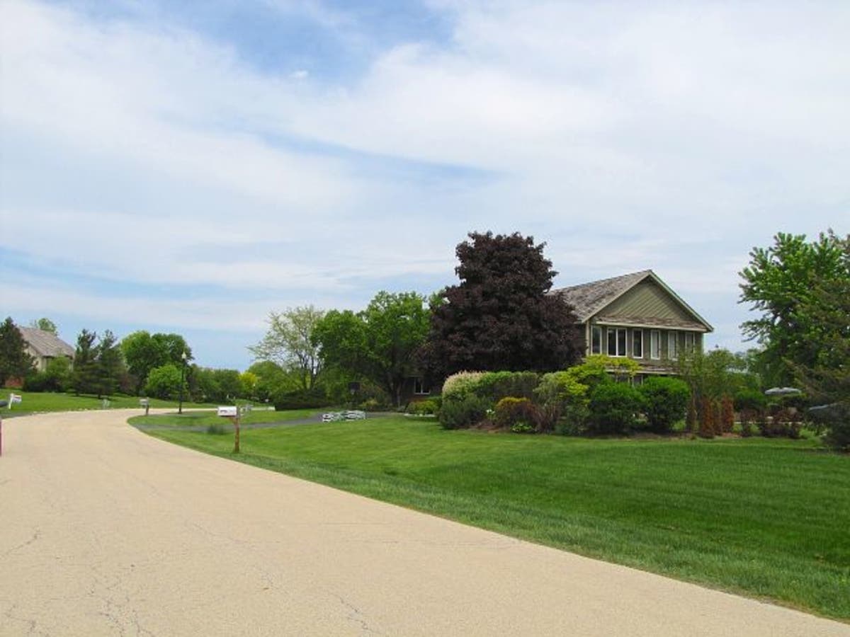 Single Family Homes For Sale in Libertyville, Illinois September 2017