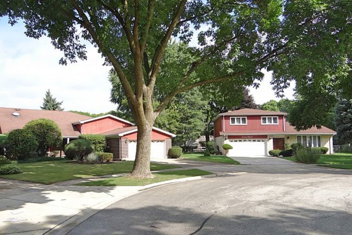 Ivy Hill East, Arlington Heights, Illinois October 2017 Arlington