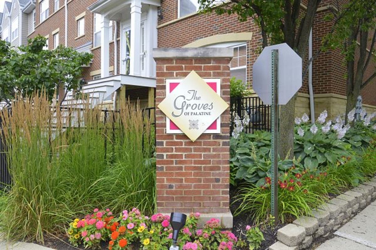 Townhomes & Condos For Sale in Palatine, Illinois December 2017