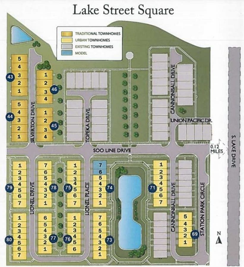 Lake Street Square , Grayslake, Illinois December 2018 Grayslake