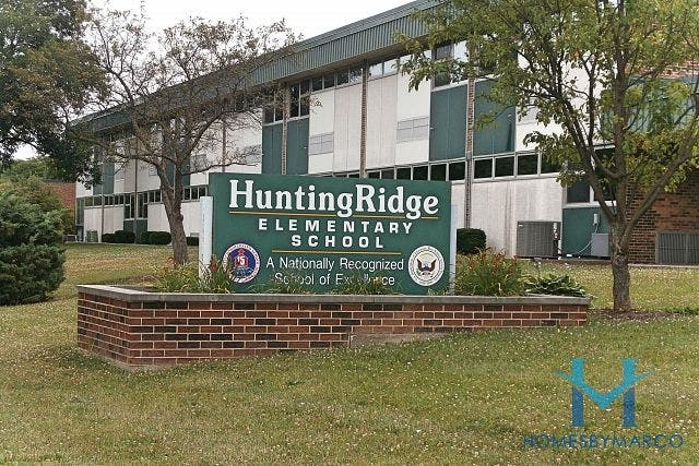 Hunting Ridge Elementary School Palatine Illinois April 2019 