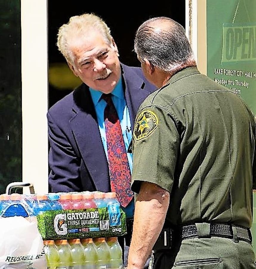https://patch.com/img/cdn20/users/2095002/20181123/011117/styles/raw/public/processed_images/jim_and_chief_grab_and_go_april_2018-1542996466-9030.jpg