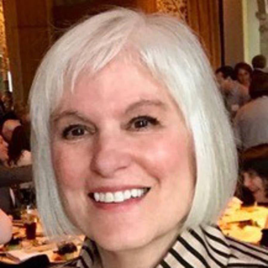Chicago Architecture Center docent Karen Carpenter