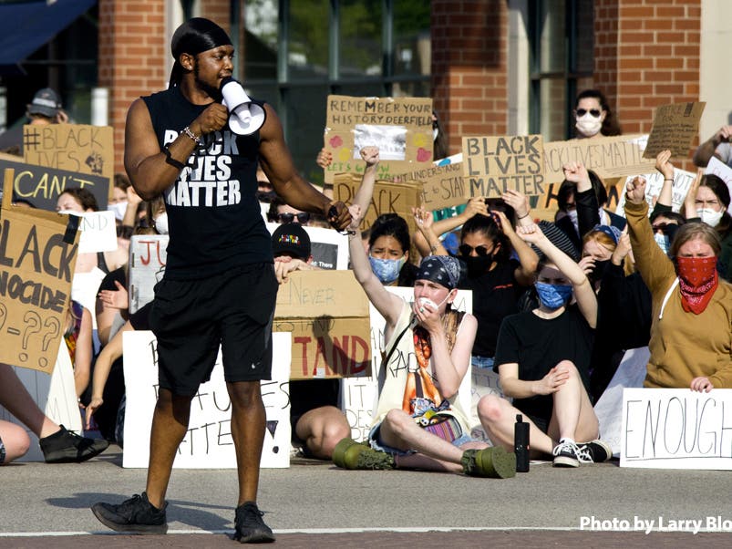 Local Residents Come Together For Impromptu BLM Rally | Highland Park ...