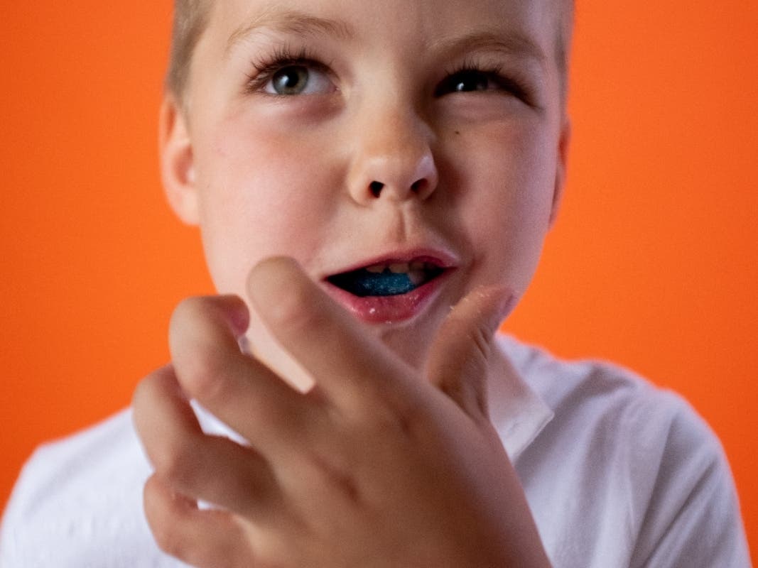 Child accidentally exposed to an adult-use cannabis edible.