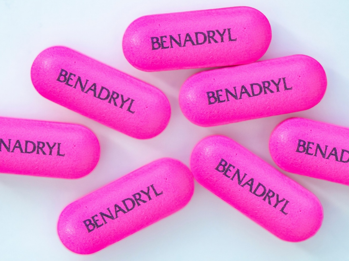 Benadryl® (diphenhydramine) is a common over-the-counter medicine found in many households. The New Jersey Poison Control Center is warning families about the dangers of misusing the medication as part of a social media trend known as "Benny tripping".