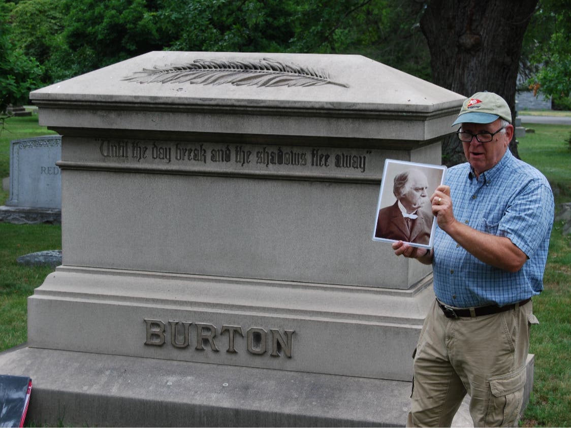 Steve Courtney leads his popular Mark Twain walking tour at Cedar Hill Cemetery.  