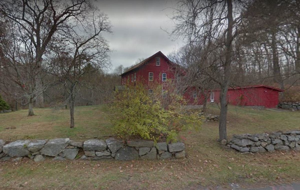 New Canaan Makes Formal Offer To Buy Historic House, Land New Canaan